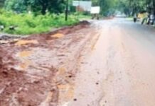 sangameshwar-marlshwar-titha-road-digging-private-company-monsoon-public-outrage