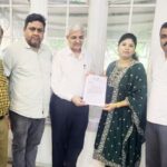 व्यवस्थापन कोट्यातून प्रवेश देताना पालकांची लूट, युवासेनेची मुंबई विद्यापीठावर धडक; ऑडिशनल मॉनिटरिंग कमिटीमार्फत चौकशीची मागणी