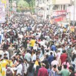 Ganesh Festival 2025 – दादर, लालबागमध्ये खचाखच गर्दी