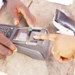 मतदान ओळखपत्रांना हवा बायोमेट्रिकचा ‘आधार’!