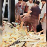 वसईत 10 टनाची काचेची थप्पी अंगावर कोसळून दोन कामगार ठार, नायगाव येथील ससूपाड्यातील घटना