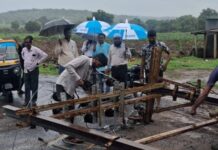 mahadiscom-efforts-to-restore-power-in-udgir-amid-heavy-rain