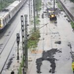 mumbai train rain