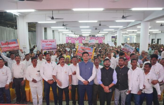 prathamesh-gavankar-questions-minister-why-acquire-2255-acres-when-reliance-needs-only-300
