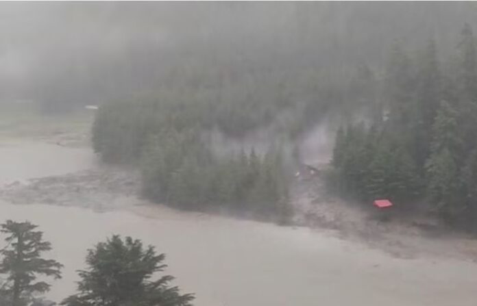 sukhi top cloudburst