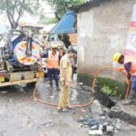 नालेसफाईत पहिल्याच दिवशी काढला 25 मेट्रिक टन कचरा, तरंगत्या कचऱ्याची तातडीने विल्हेवाट