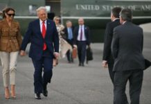 Trump Melania Forced To Switch Helicopter While Leaving UK