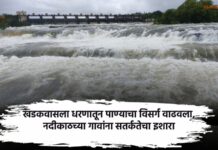 mumbai-rains-heavy-showers-disrupt-daily-life-local-trains-running-late