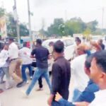 वणीमध्ये शिवसैनिकांनी उईकेंचा ताफा अडवला; काळे झेंडे दाखवले