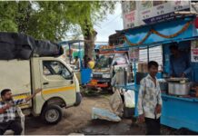 दिवाळीत पुणे बाजार समितीत टपर्यांचा पाऊस; बाजार समिती सचिवांचे वारंवार दुर्लक्ष, पंधरा दिवसांत दुसरी टपरी