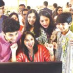 लक्ष्मी प्रसन्न! शेअर बाजारात मुहूर्ताच्या ट्रेडिंगचा उत्साह