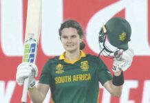 दक्षिण आफ्रिकन महिला प्रथमच फायनलमध्ये