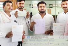 भाजप सरकारकडून बळीराजाची क्रूर थट्टा; नुकसानभरपाई म्हणून शेतकऱ्यांच्या खात्यात टाकले तीन, पाच, आठ आणि 21 रुपये!