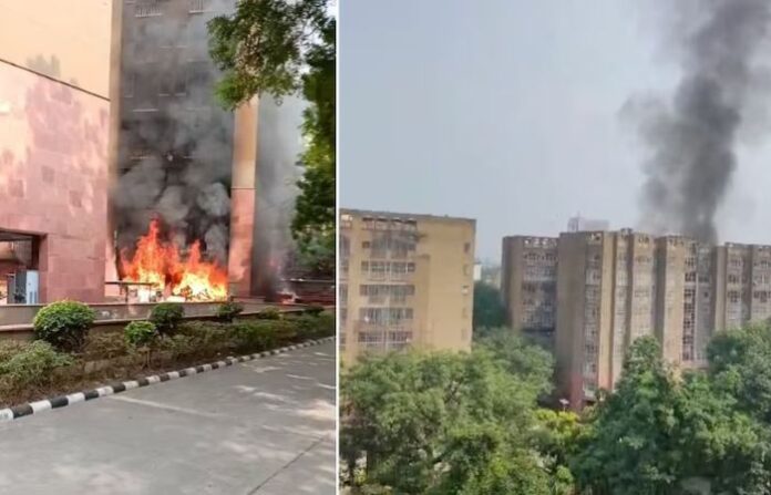 delhi fire