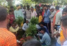 मृत मुलाला जिवंत करण्यासाठी वडिलांनी पुरलेला मृतदेह बाहेर काढला, तीन दिवस सुरू होते अघोरी प्रकार