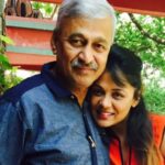 प्रार्थना बेहेरेवर कोसळला दु:खाचा डोंगर; वडिलांचं अपघाती निधन