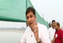पंतप्रधान मोदींसाठी दिल्लीत बनावट यमुना, आप नेत्याने केली पोलखोल