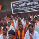 सोलापुरात दिलीप मानेंच्या पक्षप्रवेशाला कार्यकर्त्यांचाच विरोध; भाजप कार्यालयासमोरच आंदोलन