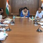 Ahilyanagar News – जिल्ह्यात अतिवृष्टीमुळे झालेल्या नुकसानीचा केंद्रीय पथकाने घेतला आढावा