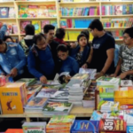 पुस्तक महोत्सवांचा हंगाम