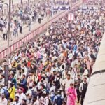 रेल्वे कर्मचाऱ्यांच्या संतापाचा उद्रेक! मुंब्रा प्रकरणातील ’पक्षपाती’ गुह्याच्या निषेधार्थ प्रचंड आंदोलन, सीएसएमटीमध्ये मोटरमनच्या ’लॉबी’समोर तासभर ठिय्या