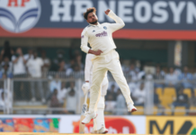 सपाट खेळपट्टीवर हिंदुस्थानी गोलंदाजांची छाप! दक्षिण आफ्रिकेच्या पहिल्या दिवशी 6 बाद 247 धावा