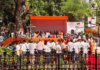 Photo – शिवसेनाप्रमुखांना आदरांजली वाहण्यासाठी शक्तिस्थळावर लोटला निष्ठेचा जनसागर!