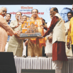 माझी मुंबई लुटायला देणार नाही! उद्धव ठाकरे कडाडले