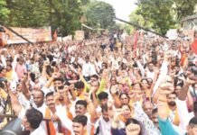 सत्याच्या मोर्चावर गुन्हा दाखल