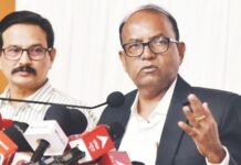 2 डिसेंबरला नगरपरिषदा आणि नगर पंचायतींसाठी होणार मतदान! 3 डिसेंबर मतमोजणी आणि निकाल, स्थानिक स्वराज्य संस्थांच्या निवडणुकीचा बिगुल वाजला!