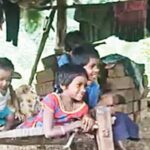 …अन् आदिवासी मुलांच्या चेहऱ्यावर आनंद फुलला