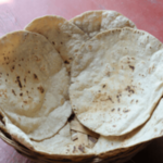 खरपूस भाकरी बनवण्यासाठी हे करून पहा