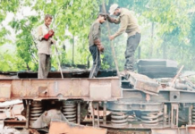 मध्य रेल्वेने भंगारातून कमावले 243 कोटी