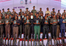 छत्तीसगडमध्ये 15 माओवाद्यांनी केले आत्मसमर्पण, 48 लाख रुपयांचे होते बक्षीस