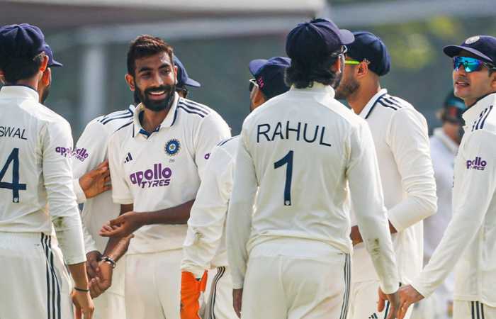 आफ्रिकन फलंदाजीवर बुमराचा हल्ला, हिंदुस्थानने पाहुण्यांचा डाव १५९ धावांतच संपवला