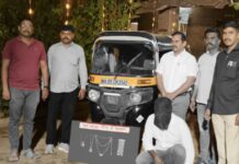 कल्याणमध्ये ‘जुडवा’ रिक्षांचा पर्दाफाश, हरवलेल्या दागिन्यांचा शोध घेताना एकाच नंबर प्लेटच्या दोन गाड्यांची पोलखोल