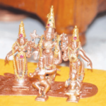 अवतीभवती- 200 वर्षे जुनी प्रतिमा पूजनाची परंपरा