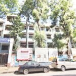 माहीमच्या मराठी शाळेवर बुलडोझर चालवण्याचा डाव, शिवसेना आणि मराठीप्रेमींचा कडाडून विरोध