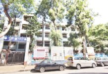 माहीमच्या मराठी शाळेवर बुलडोझर चालवण्याचा डाव, शिवसेना आणि मराठीप्रेमींचा कडाडून विरोध