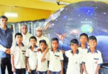 चिमुरड्यांनी अनुभवली अंतराळ सफर; कर्वेनगर येथे ‘स्कायरीच वारांगण से उदघाटन