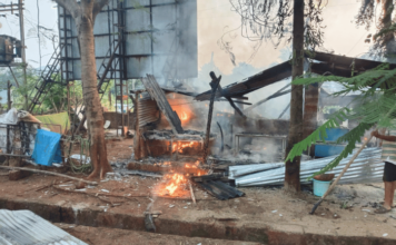 राजापूरात हॉटेलला आग, सर्व सामान जळू खाक