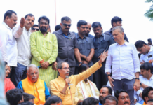 पार्थ पवारला क्लीन चीट मिळणार, ते जमीन मिळवतील; तुम्ही बसा असेच, उद्धव ठाकरे यांचा टोला