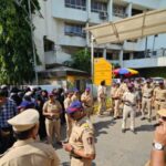 दिव्यातील 7 इमारती मधून बेघर झालेल्या नागरिकांचा पालिकेला घेराव