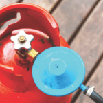 असं झालं तर… सिलिंडरमधून गॅस लिक झाल्यास… Gas Leak Emergency What to Do If Your LPG Cylinder is Leaking Safety Tips