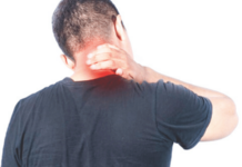 मान दुखत असेल तर… हे करून पहा Home Remedies for Neck Pain Relief Ice Pack, Hot Compress, and Posture Correction Tips