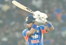 हिंदुस्थानचा शंभर नंबरी विजय, बाराबत्तीवर दक्षिण आफ्रिकेचा 13 षटकांतच खुर्दा