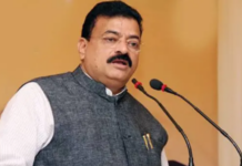 विरोधी पक्षनेता निवडून लोकशाहीची इभ्रत राखा, अधिनियमात दहा टक्के संख्याबळाची अट नाही; भास्कर जाधव यांचा नियमावर बोट ठेवत सत्ताधाऱ्यांवर हल्ला