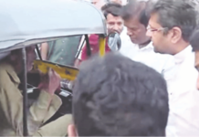 भाजप आमदाराची दादागिरी, घाटकोपरमध्ये भररस्त्यात रिक्षाचालकाला कानफटवले; मारहाणीचा व्हिडीओ व्हायरल