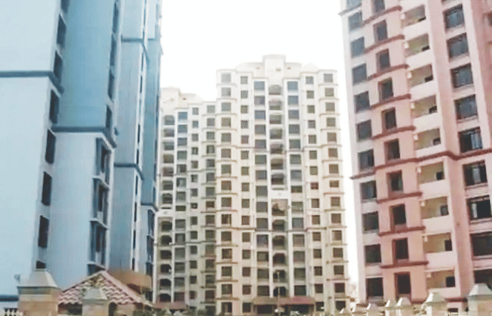bmc-to-announce-lottery-for-426-houses-today-anxiety-for-2157-applicants-online-draw-results bmc-to-announce-lottery-for-426-houses-today-anxiety-for-2157-applicants-online-draw-results