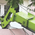 crane crash prabhadevi building